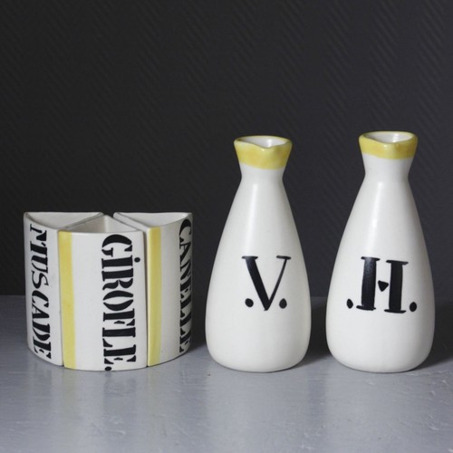 Service condiments - service, à