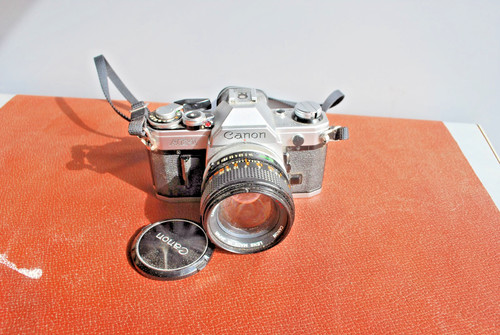 Canon 50mm f 1 - ae-1,
