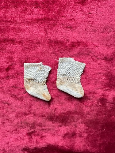 Petites chaussettes poupée - petites, de