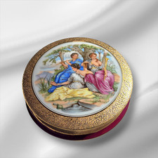 Limoges France Fontanille&Marraud Gold Hand Embellished Porcelain Large Box 70s