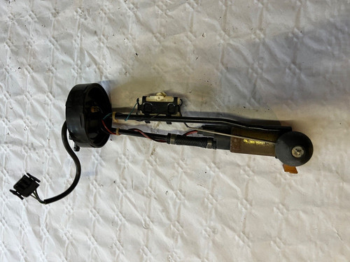 Pompe essence bmw 125 - pompe,