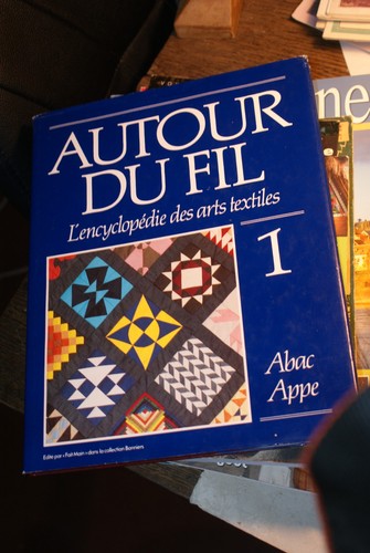 Autour fil - autour, (1)