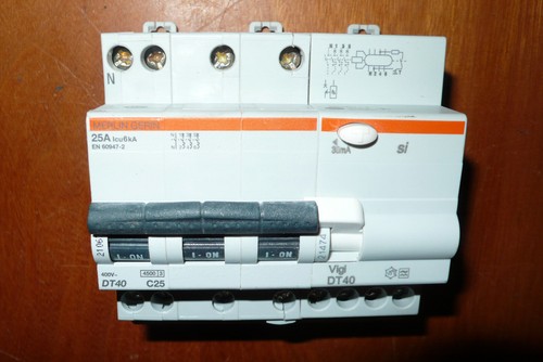 Disjoncteur differentiel tetra - differentiel,