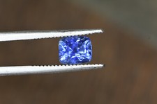 Saphir 1.25ct Ceylan Bleu royal / cornflower CGL certification FMG Gemstones