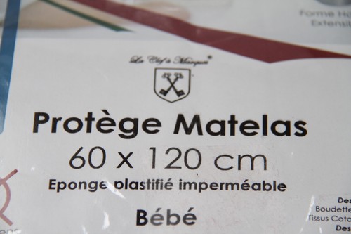 Protège matelas forme housse