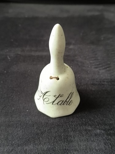 Jolie cloche porcelaine - jolie, en