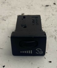 Pièces D'Occasion, Bouton De