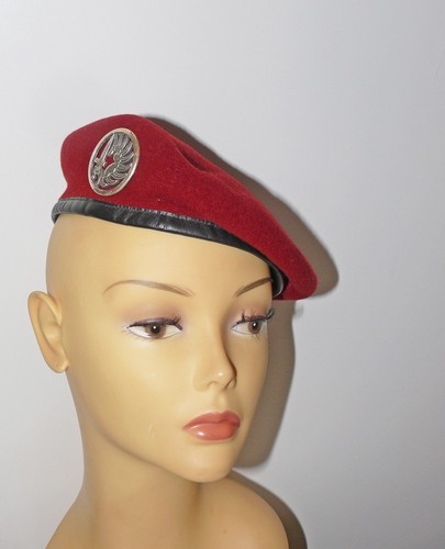 Béret rouge militaire