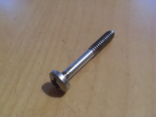 Vis moteur avec filetage