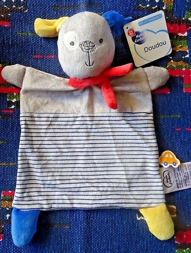 Doudou plat mots d - bn/,