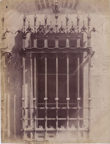 Fenêtre grille l - grille, l’