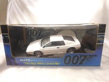 1/18 AUTOart Lotus Esprit The