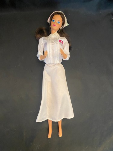 Vtg nurse whitney barbie - whitney, doll