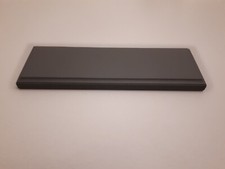 socle en bois peint gris