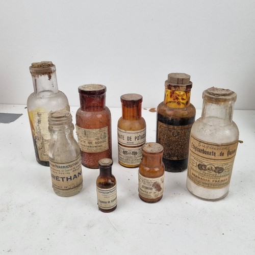 Bouteilles pharmacie verre - , pharmacie,