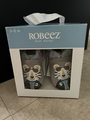 Chaussons bébé six mois - , de