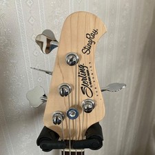 Sterling par MUSICMAN S.U.B