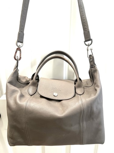 Preowned longchamp pliage - longchamp,
