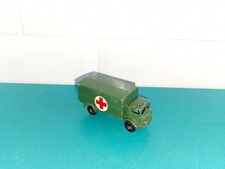 1011245 Voiture miniature