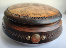 Ancienne boite en bois ronde