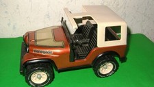 TONKA 1978 - Jeep RENEGADE  en métal et PVC  (Couleur bronze métallisé et beige)
