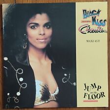 DISQUE VINYLE MAXI 45t 12" BLACK KISS « Jump on the floor » HOUSE FRANCE 1990