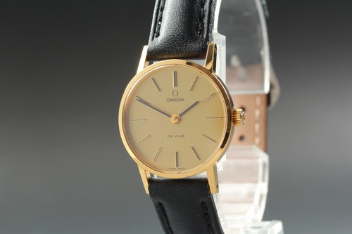 Comme neuf montre femme - neuf],
