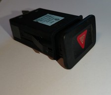 Bouton poussoir de feux de