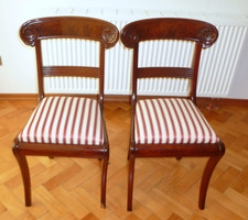 Deux Chaises Biedermeier Vers