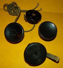 RADIO : LOT DE  4 ECOUTEURS