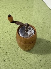 Joli petit moulin à poivre