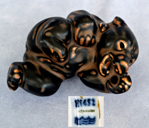 Royal copenhagen figurine - royal,