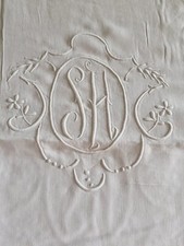 Ancien drap en fil monogramme SA jours  drap 02 ref 906