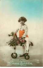 FANTAISIE ENFANT sur cheval en bois ( jouet )