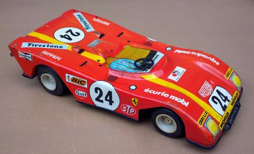 Ancien jouet tôle - , voiture