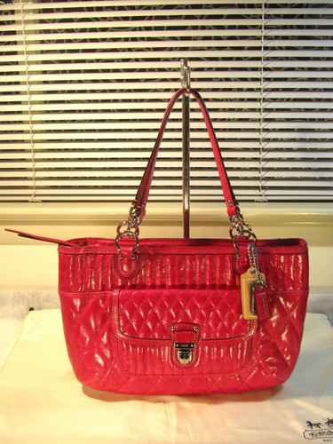 Nwt coach 19857 poppy - nwt,