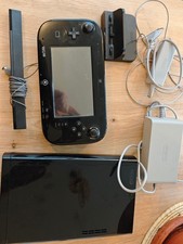 Nintendo Wii U Console et 3 jeux Zelda