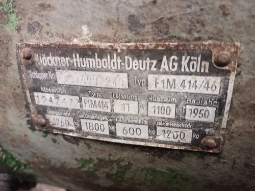 Tracteur agricole ancien - tracteur,