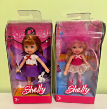 2 Barbie shelly R4240 et R4238
