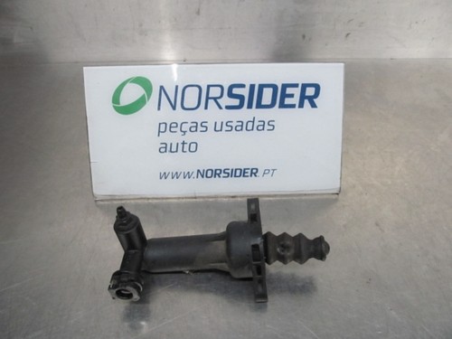 Cylindre emetteur embrayage - cylindre,
