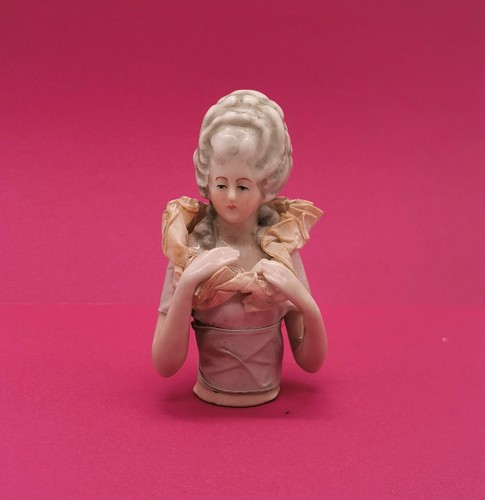 Ancienne demi figurine - ancienne,
