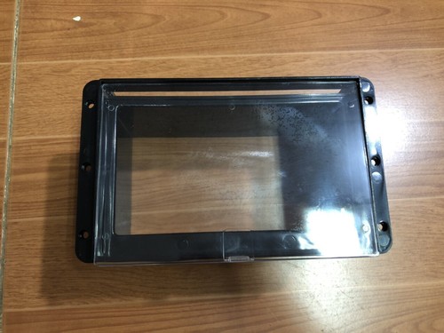 Double din cover - stereo, 4