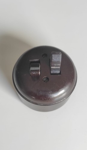 Ancien interrupteur double - ancien,