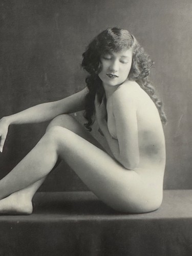 Ancienne photo portrait femme