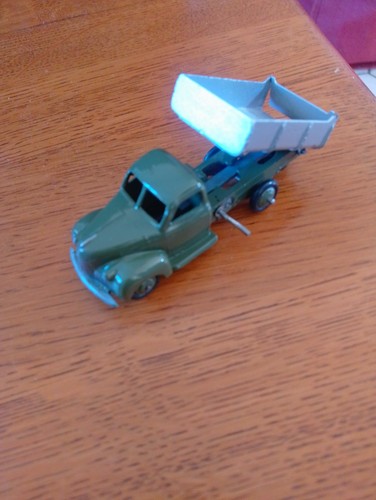 Pick avec benne - up,