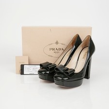 Prada Richelieu en vernis vert