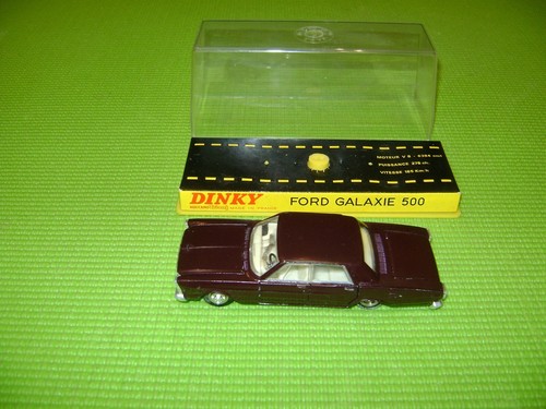 Dinky toys 1402 ford galaxie - ford,