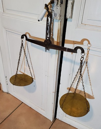 Ancienne balance fléau 2 - À,
