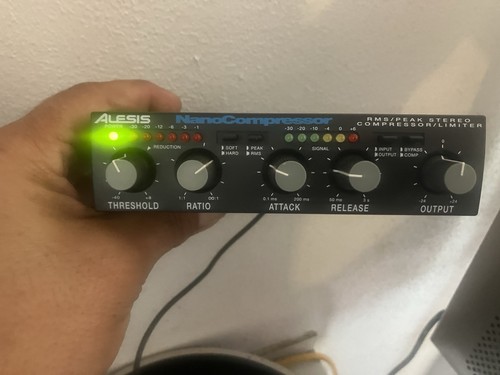 Alesis nano compressor audio - alesis,