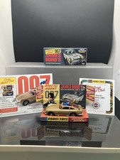 Corgi model club james bond - model,